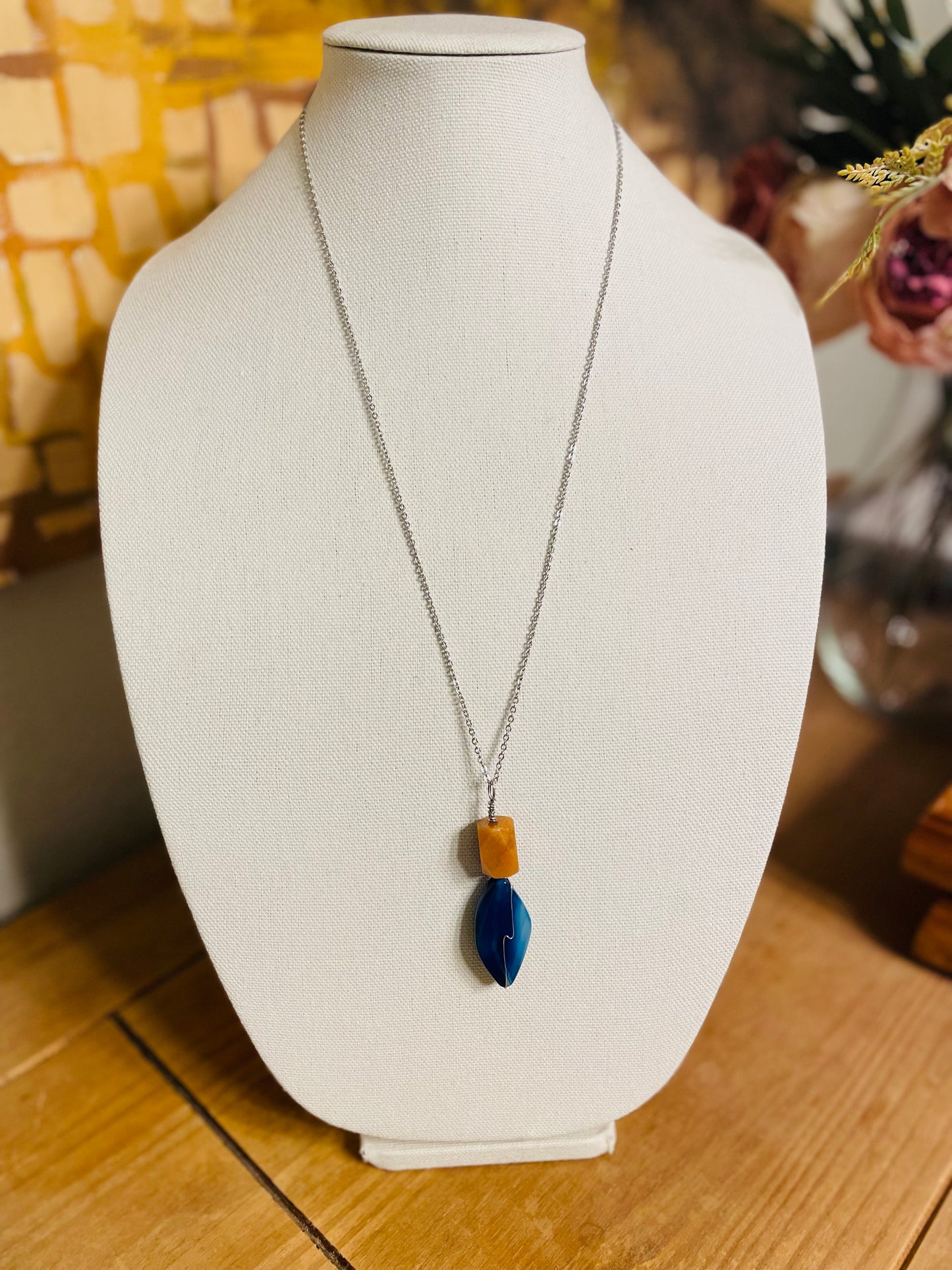 Blue Agate and Carnelian gemstone necklace
