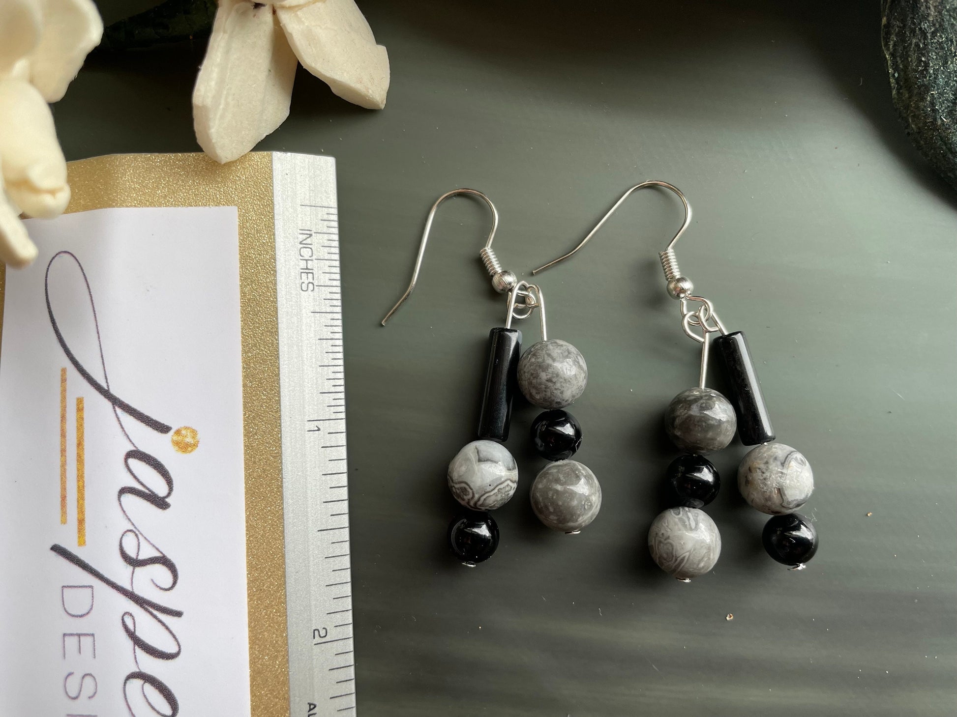 Silver Crazy Lace Agate and Black Onyx drop earrings