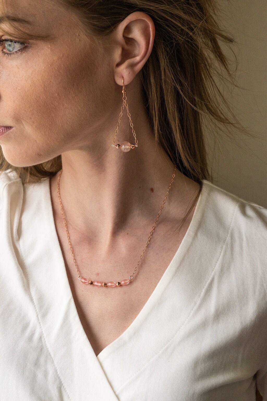 Rose gold and strawberry glass necklace