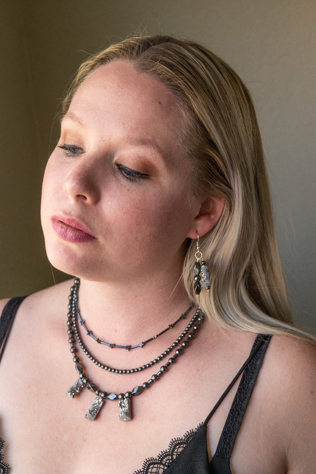 Druzy earrings, Natural Platinum Druzy and hematite earrings, natural druzy earrings, silver druzy drop earrings, handmade gemstone earrings