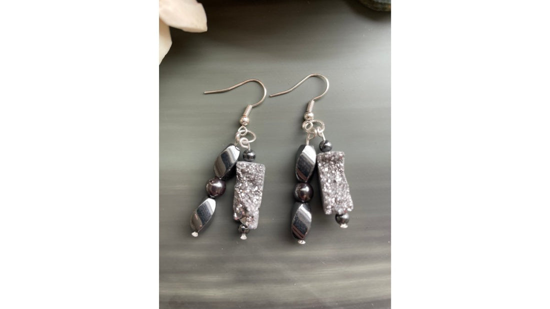 10 Handcrafted Gemstone Earrings for Women That Stand Out