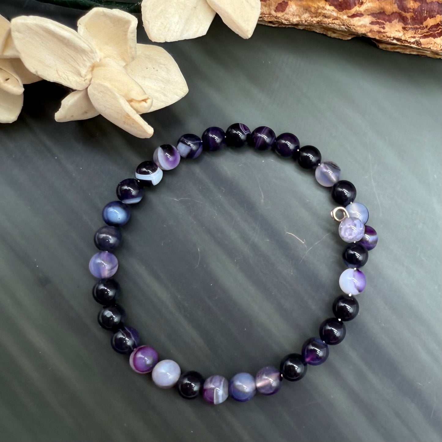 Purple Agate memory wire braclet