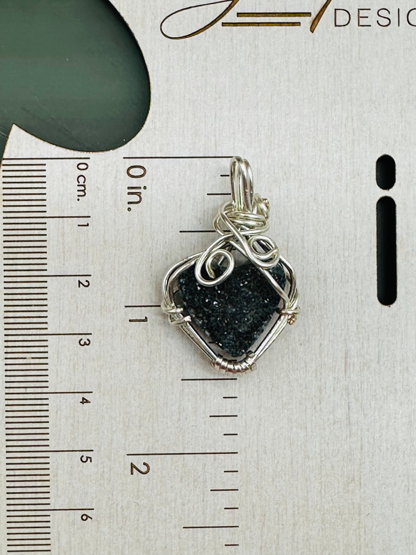 Druzy quartz stone wire wrapped heart pendant