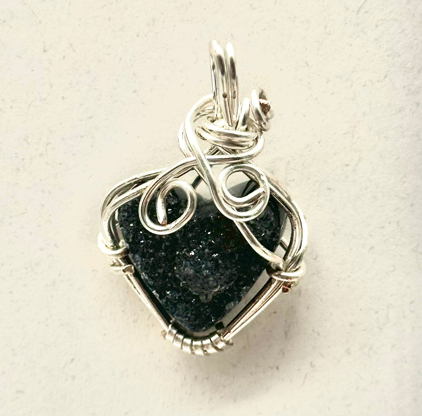 Druzy quartz stone wire wrapped heart pendant