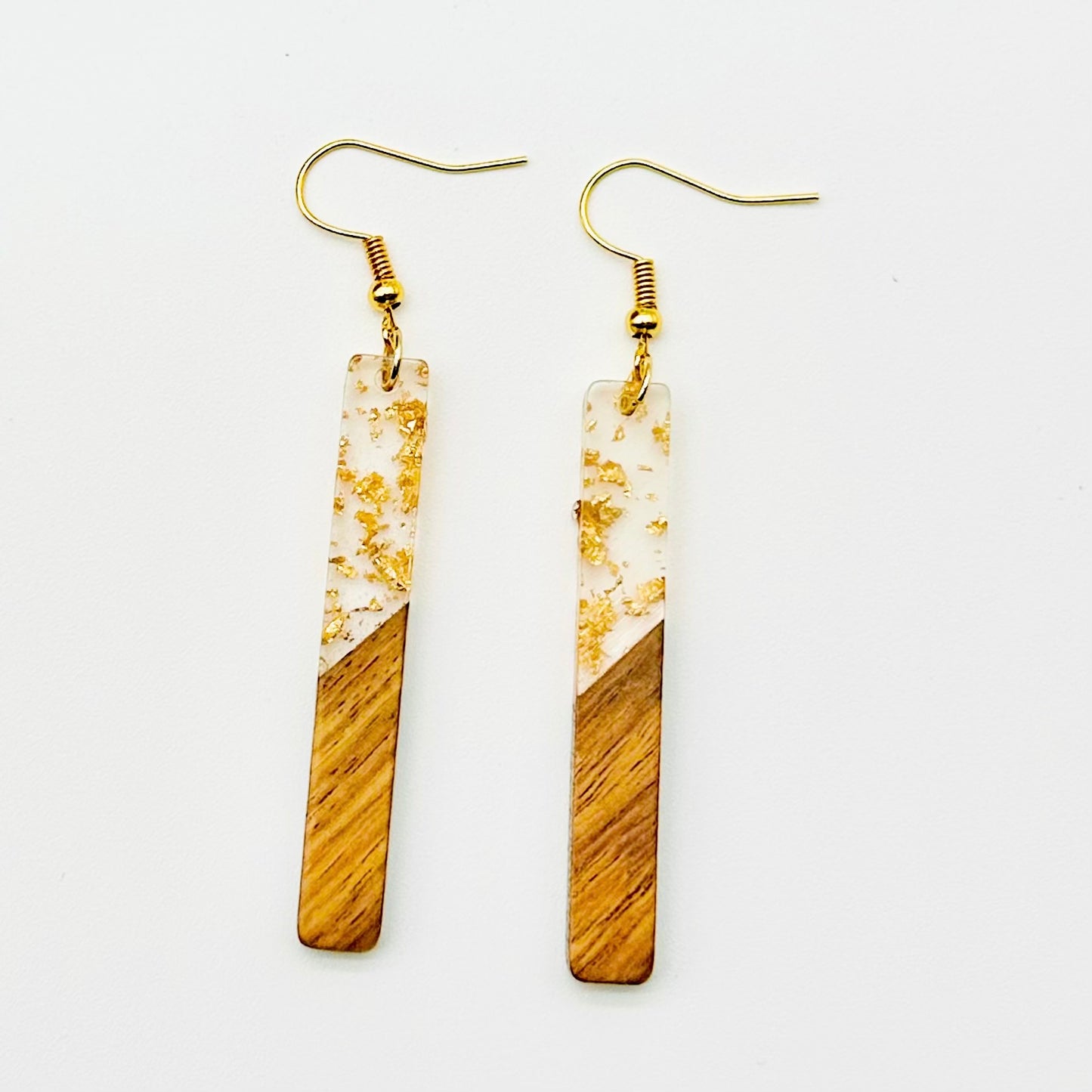 Resin and wood bar earrings