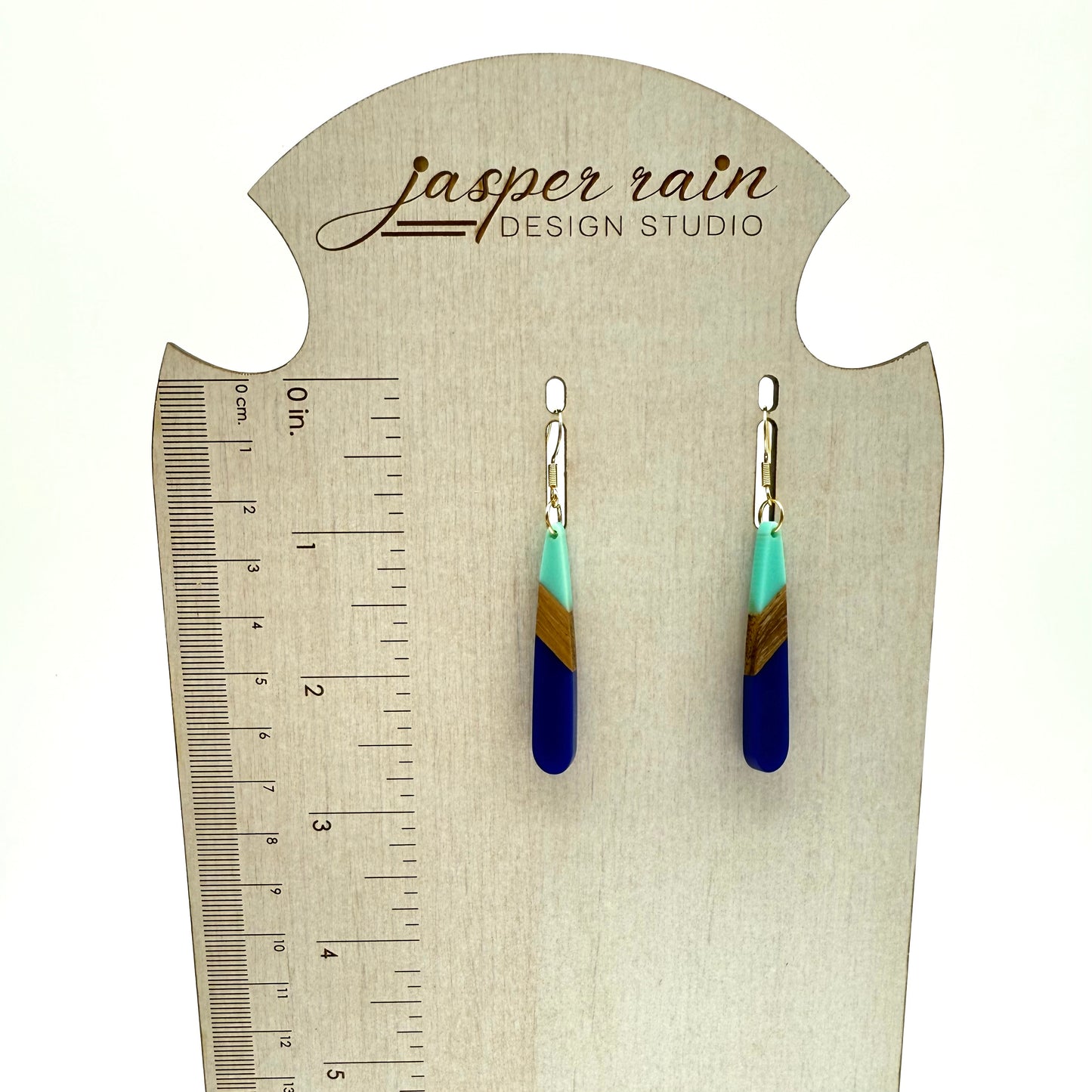 Resin and wood earrings: skinny & lightweight