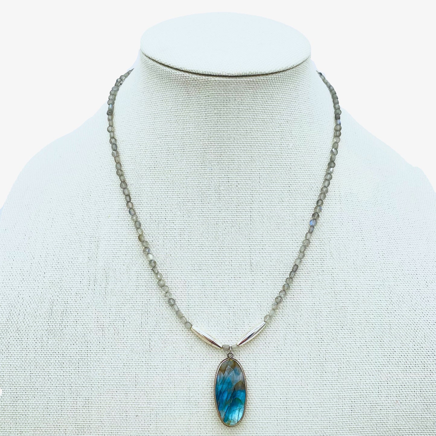 Labradorite and silver pendant necklace