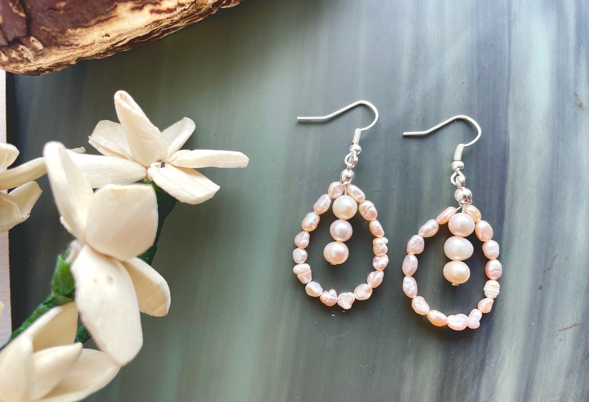 Natural light pink fresh water pearl earrings