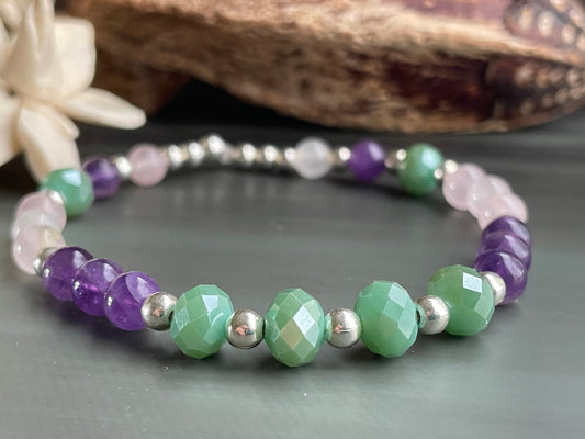 Crystal beaded Bracelet with natural Amethyst, crystal and Rose quartz. Stretch gemstone bracelet. Handmade bracelet. Spring collection.