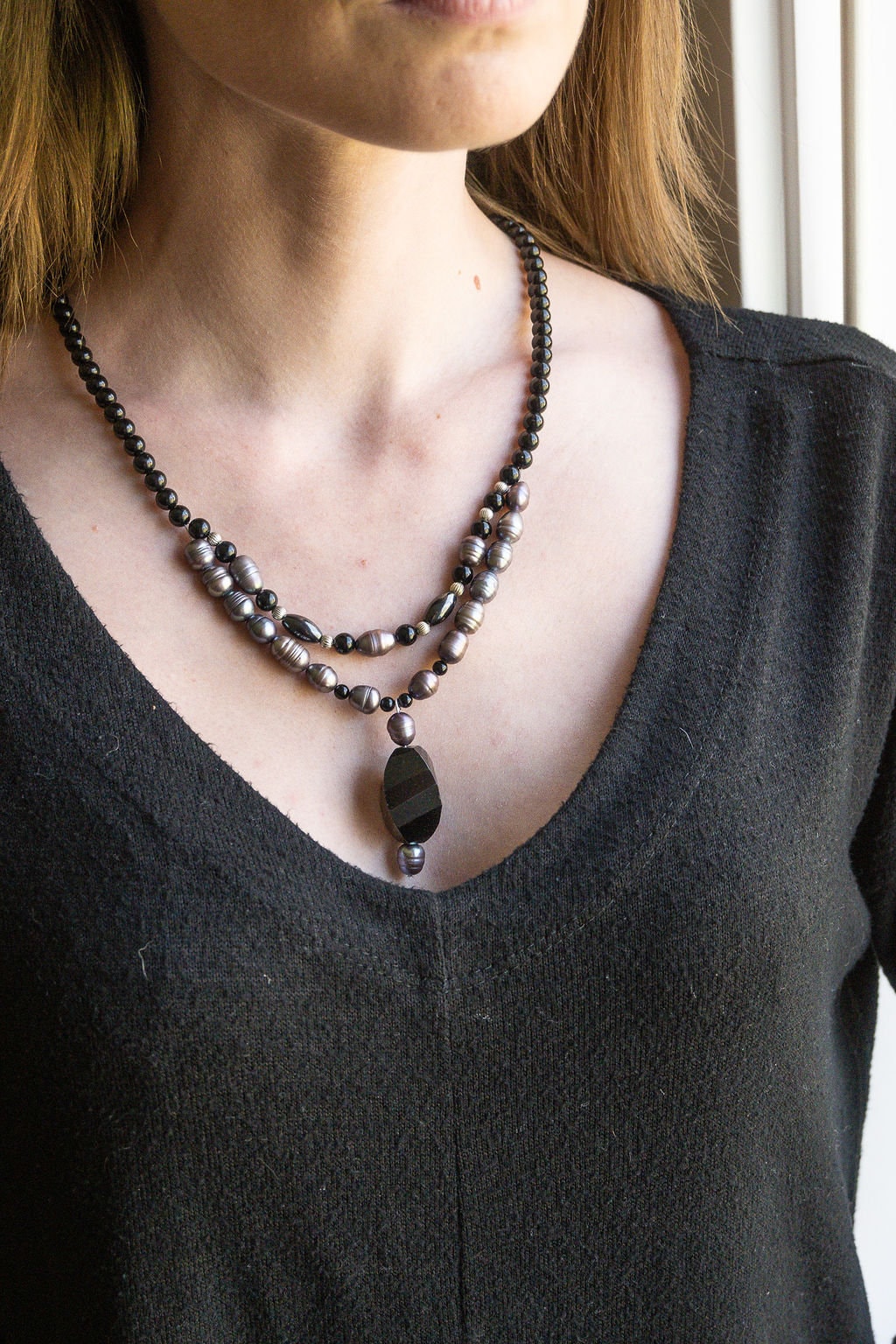 Silver freshwater pearls and black onyx pendant necklace: handmade