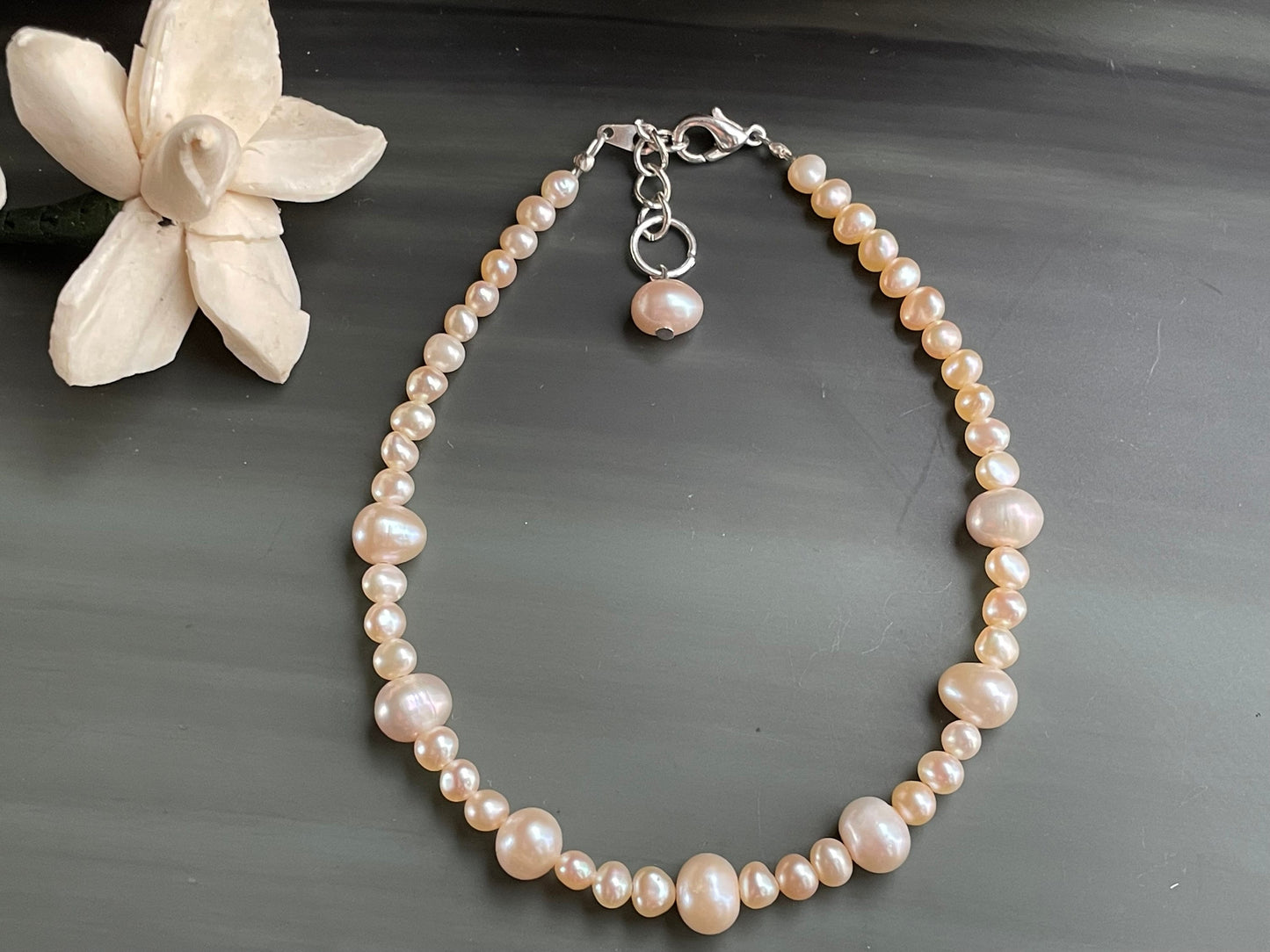 Natural pink freshwater pearl dangle bracelet, handmade bracelet